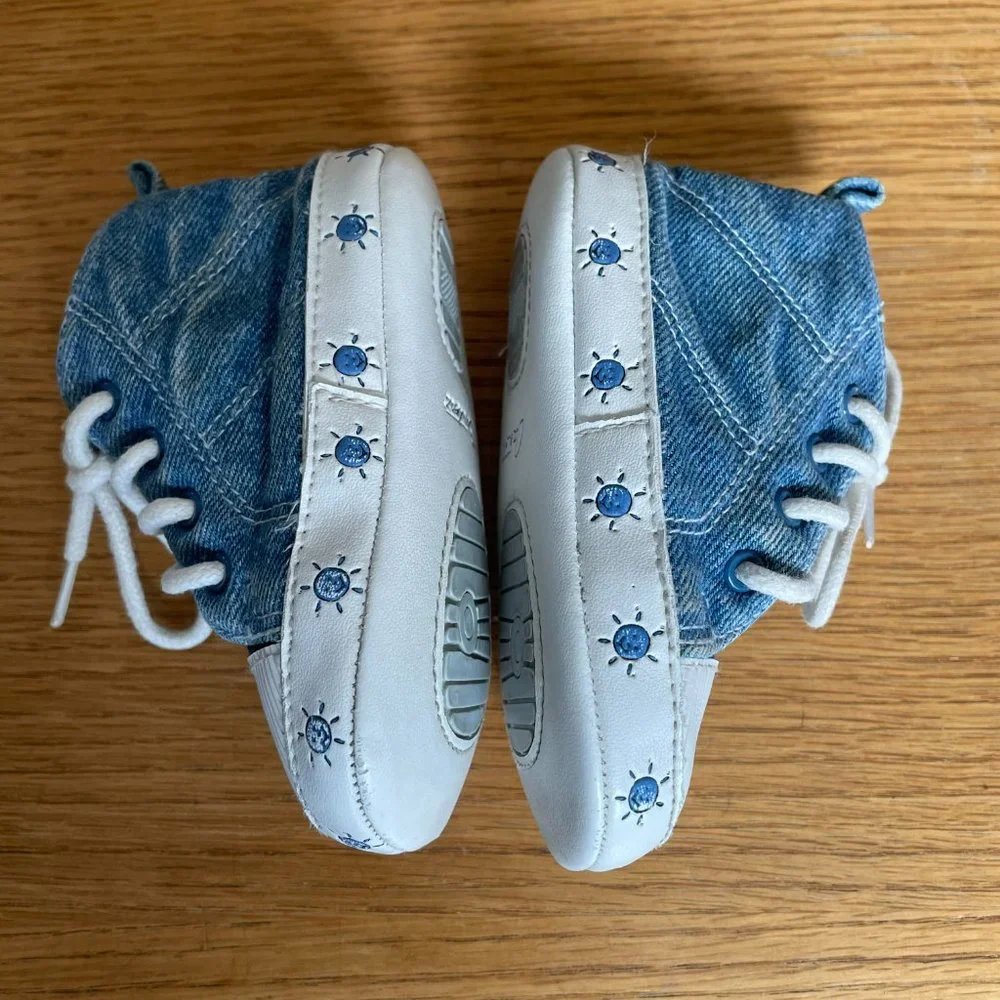 Carter’s Classics Vintage Sneaker Denim High Top Lace Up Baby Shoes Size 4